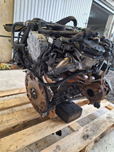 Laden Sie das Bild in den Galerie-Viewer, Motor Audi A4 B8 CJC 2.0 TDI Diesel Engine Unkomplett