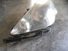 Laden Sie das Bild in den Galerie-Viewer, Frontscheinwerfer Honda Jazz II Links Scheinwerfer Headlight SCH1552183026by