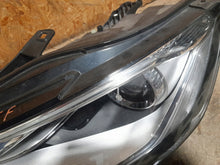 Laden Sie das Bild in den Galerie-Viewer, Frontscheinwerfer Audi A6 C7 4G0941005F Xenon Ein Stück (Rechts oder Links) SCH9603208289lc