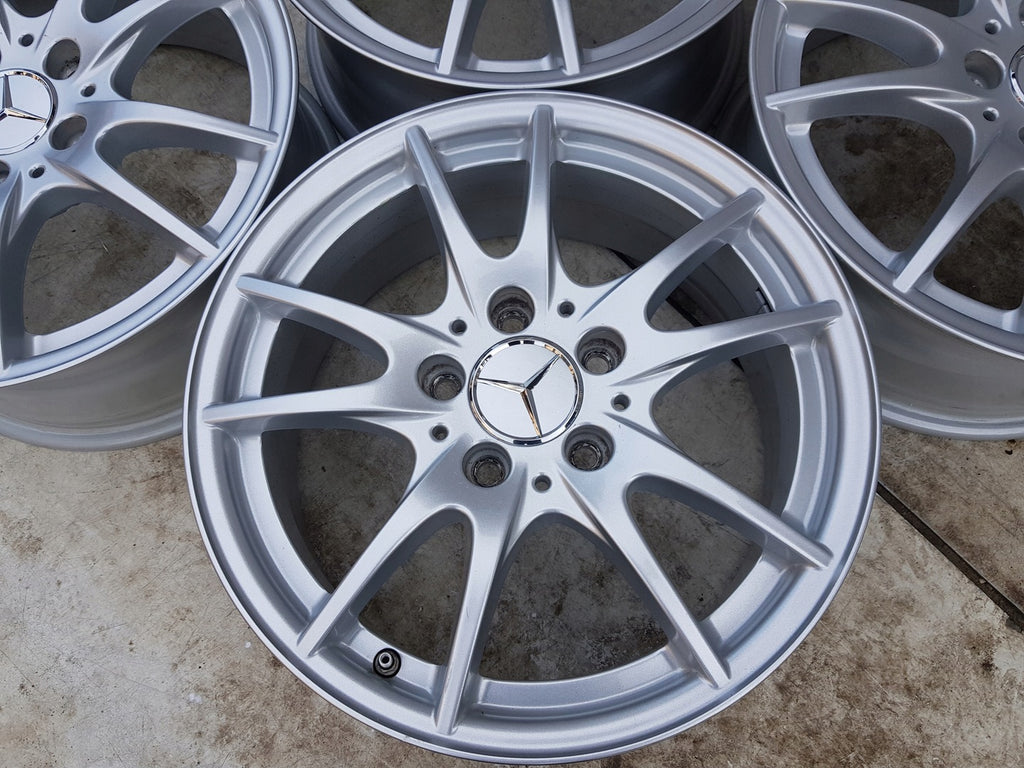 4x Alufelge 16 Zoll 6.5" 5x112 49ET Glanz Silber 4011302 Mercedes-Benz Cla