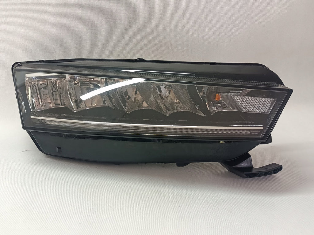 Frontscheinwerfer Skoda Octavia 5E4941016 Rechts Scheinwerfer Headlight SCH8138312523bm