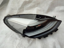 Laden Sie das Bild in den Galerie-Viewer, Frontscheinwerfer Tesla Model 3 Y 1514953-00-D Full LED Rechts oder Links