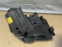 Laden Sie das Bild in den Galerie-Viewer, Frontscheinwerfer VW Touran 1t1 1T1941005C Links Scheinwerfer Headlight SCH2486826469rc
