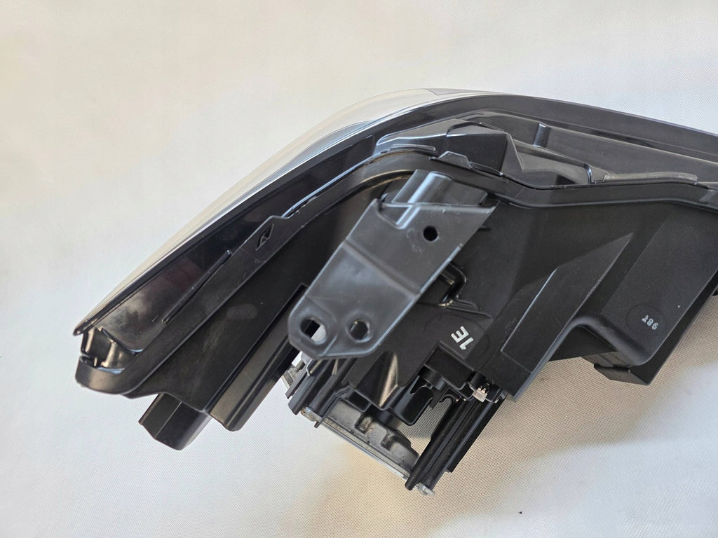 Frontscheinwerfer Mazda 3 SPP15798 BCJH-51040 Links Scheinwerfer Headlight SCH4094110388iu