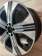 Laden Sie das Bild in den Galerie-Viewer, 1x Alufelge 19 Zoll 7.5" 5x112 A2434011900 Mercedes-Benz Eqa H243 Rim Wheel FEL4460431776gw