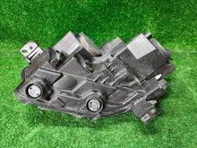 Laden Sie das Bild in den Galerie-Viewer, Frontscheinwerfer Toyota Proace City Verso 9835780580 Rechts Headlight SCH3477320628ku