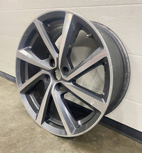 Laden Sie das Bild in den Galerie-Viewer, 1x Alufelge 17 Zoll 7.0" 4x100 NA1PV3810 Mazda Mx-5 Rim Wheel FEL9838656643rw