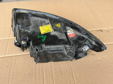 Load image into Gallery viewer, Frontscheinwerfer Volvo V50 30678917 Xenon Rechts Scheinwerfer Headlight SCH6186141818wl