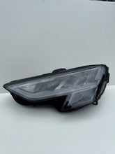Laden Sie das Bild in den Galerie-Viewer, Frontscheinwerfer Audi A3 8Y0941011 Full LED Links Scheinwerfer Headlight SCH3000398800ke