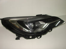 Load image into Gallery viewer, Frontscheinwerfer Opel Astra 39077807 662588500 LED Rechts Headlight