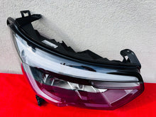 Load image into Gallery viewer, Frontscheinwerfer Renault Master III 260105567R LED Rechts Headlight