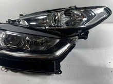 Laden Sie das Bild in den Galerie-Viewer, Frontscheinwerfer Ford Mondeo I DS73-13W029-EB DS73-13W030-EB Ein Satz Headlight SCH1448622104ls