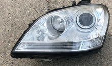 Load image into Gallery viewer, Frontscheinwerfer Mercedes-Benz W164 Xenon Links Scheinwerfer Headlight SCH4337955383vu