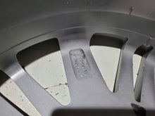 Laden Sie das Bild in den Galerie-Viewer, 1x Alufelge 17 Zoll 403000579R Renault Megane III 1 Rim Wheel FEL5554406718kf