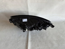 Laden Sie das Bild in den Galerie-Viewer, Frontscheinwerfer Renault 260100650R 1EX27731EX01515002 Rechts Headlight SCH1257398067za