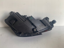 Load image into Gallery viewer, Frontscheinwerfer Audi A4 B9 8W0941005 Xenon Links Scheinwerfer Headlight