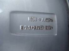 Laden Sie das Bild in den Galerie-Viewer, 1x Alufelge 17 Zoll 7.5&quot; 5x120 6850938 BMW F10 Rim Wheel