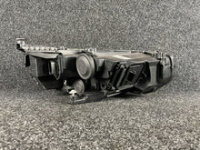 Laden Sie das Bild in den Galerie-Viewer, Frontscheinwerfer VW Passat B8 3G1941035P Links Scheinwerfer Headlight