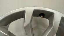 Load image into Gallery viewer, 1x Alufelge 18 Zoll 8.0" 5x112 40ET Glanz Silber 8W0601025H Audi Rim Wheel FEL8854460283bw
