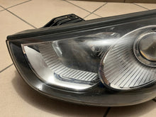 Laden Sie das Bild in den Galerie-Viewer, Frontscheinwerfer Hyundai Ix35 92101-2Y000 Halogen Links Scheinwerfer Headlight SCH6230392888gc