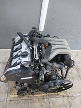 Laden Sie das Bild in den Galerie-Viewer, Motor VW Passat B7 ALT 2.0 130PS 96kW 190TKm Benzin Engine Komplett MOT3001067985oi
