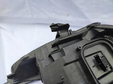 Laden Sie das Bild in den Galerie-Viewer, Frontscheinwerfer Opel Astra K 39218026 Rechts Scheinwerfer Headlight SCH6005913081ze