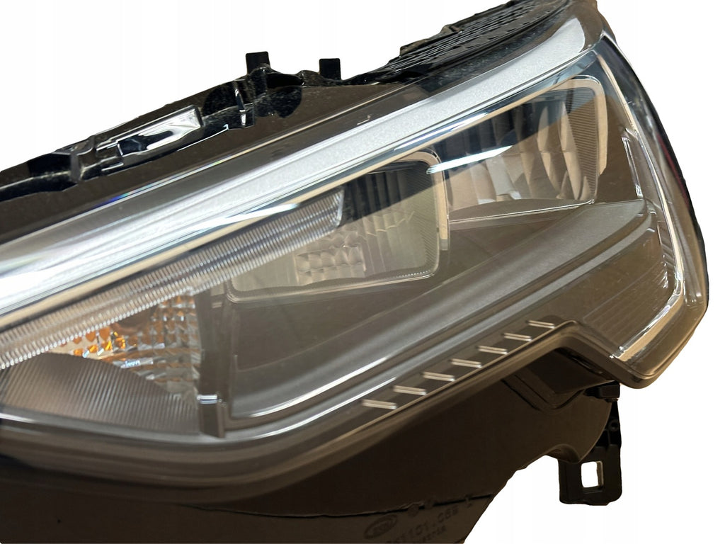 Frontscheinwerfer Audi Q3 83A941011 LED Links Scheinwerfer Headlight SCH9946825968pb