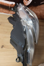 Laden Sie das Bild in den Galerie-Viewer, Frontscheinwerfer Mercedes-Benz Coupe W2078200159KZ Xenon Links Headlight