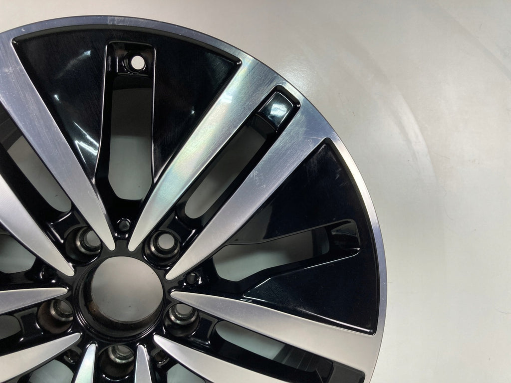 1x Alufelge 17 Zoll 6.5" 5x112 44ET A1774010200 Mercedes-Benz Rim Wheel