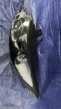 Laden Sie das Bild in den Galerie-Viewer, Frontscheinwerfer Kia Sportage Xenon Links Scheinwerfer Headlight SCH8334839237nb