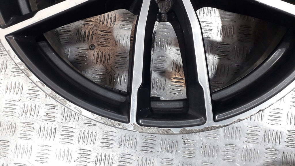 1x Alufelge 18 Zoll 8.0" 5x112 30ET 7855081 BMW 5 G31 G30 Rim Wheel