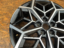 Load image into Gallery viewer, 1x Alufelge 19 Zoll 7.5" 5x114.3 51ET 52910-N7410 Hyundai Tucson Rim Wheel FEL7567802301io