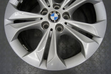 Laden Sie das Bild in den Galerie-Viewer, 1x Alufelge 17 Zoll 7.5" 5x112 52ET Glanz Silber 6856065 BMW X1 F48 Rim Wheel FEL6954074435mt