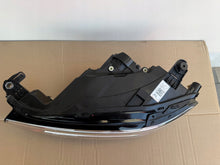Load image into Gallery viewer, Frontscheinwerfer VW T-Roc 2GA941005F LED Links Scheinwerfer Headlight SCH3793910384ie