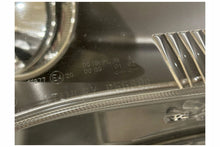 Load image into Gallery viewer, Frontscheinwerfer Mitsubishi Outlander I P5589R Rechts Scheinwerfer Headlight SCH1626585333fd