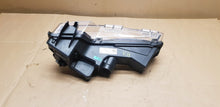 Laden Sie das Bild in den Galerie-Viewer, Frontscheinwerfer Tesla Model 3 1624797-00-A LED Links Scheinwerfer Headlight