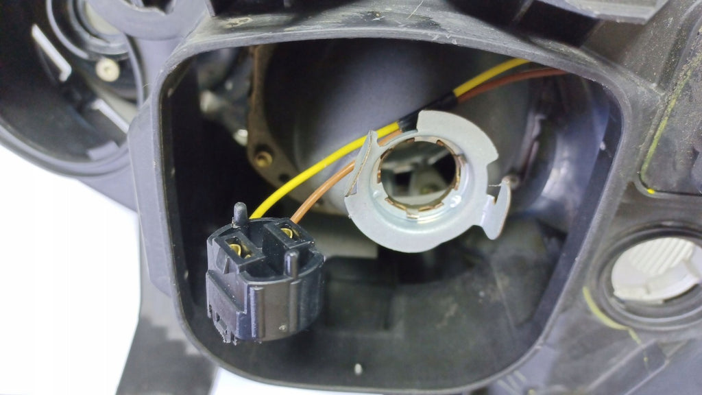 Frontscheinwerfer Mercedes-Benz W163 A1638204761 Links Scheinwerfer Headlight SCH9081034850vb