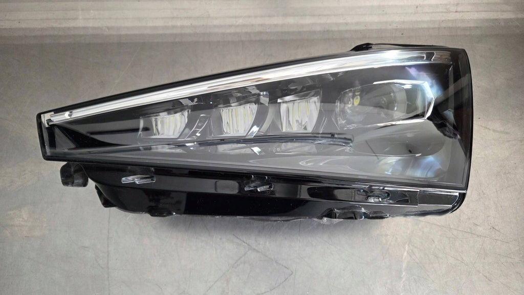Frontscheinwerfer Skoda Scala 657941015A LED Links Scheinwerfer Headlight SCH8990831786ox