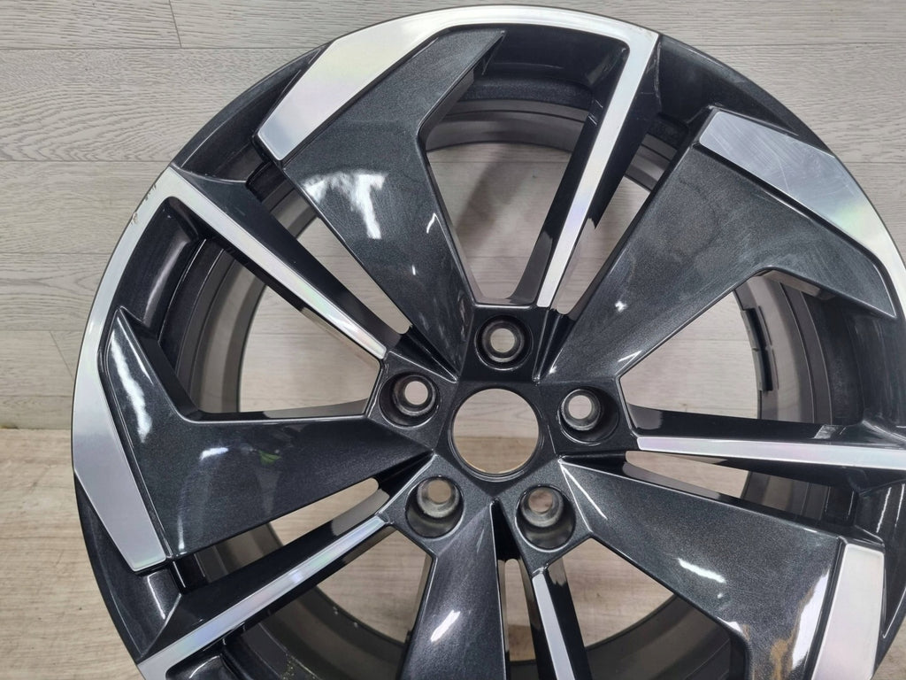 1x Alufelge 18 Zoll 7.5" 5x112 48ET Glanz Schwarz 5E3601025N Skoda Octavia FEL3010730063ry