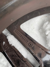 Load image into Gallery viewer, 4x Alufelge 18 Zoll 7.5&quot; 5x112 49ET Glanz Schwarz A1774011500 Mercedes-Benz