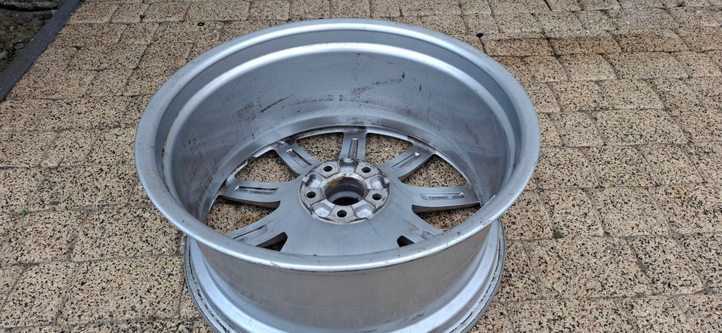 1x Alufelge 20 Zoll 9.0" 5x112 33ET Glanz 4M0601025AE Audi Q7 Rim Wheel FEL9932931480et