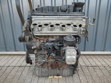 Laden Sie das Bild in den Galerie-Viewer, Motor VW Scirocco Passat Cc B7 CFG 2.0 TDI 170PS 157TKm 2013 Diesel Unkomplett MOT7929935577zl