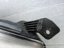 Load image into Gallery viewer, Frontscheinwerfer Toyota Proace 9808581180 Vorderseite Scheinwerfer Headlight SCH9447231247lb