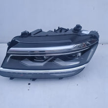 Load image into Gallery viewer, Frontscheinwerfer VW Tiguan 5NN941081C 5NN941082C Full LED Rechts oder Links