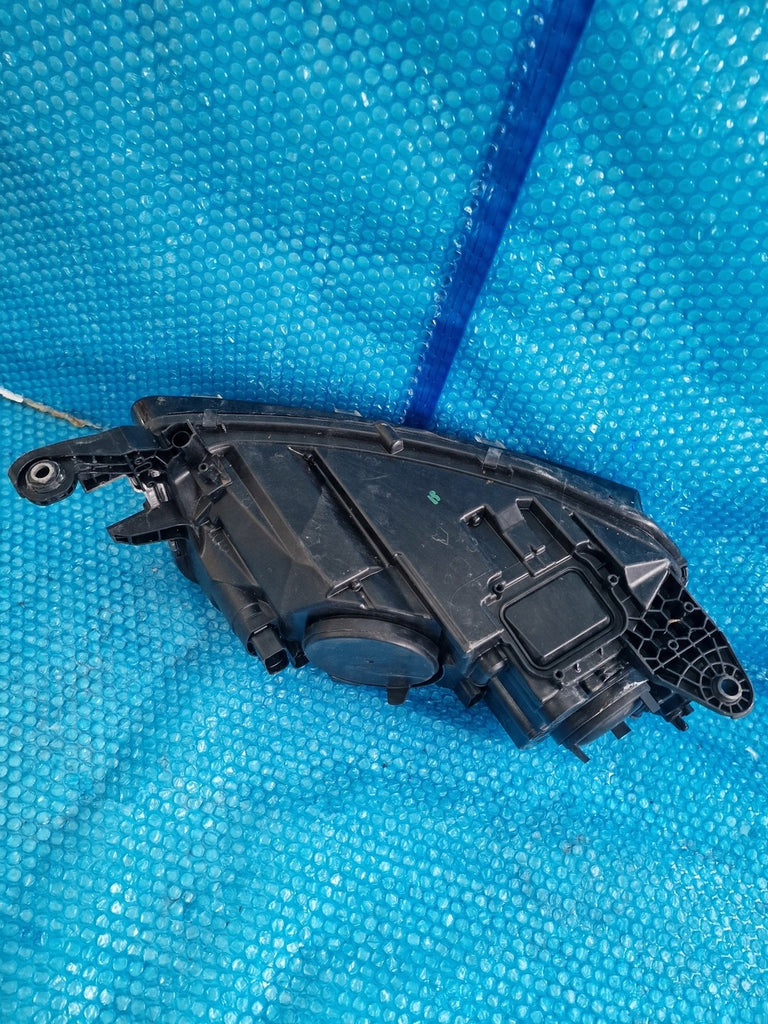 Frontscheinwerfer Skoda Fabia 6V1941015D Links Scheinwerfer Headlight