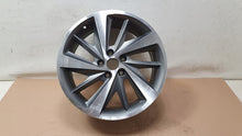 Load image into Gallery viewer, 1x Alufelge 18 Zoll 7.5&quot; 5x112 5F0601025E Seat Leon Rim Wheel