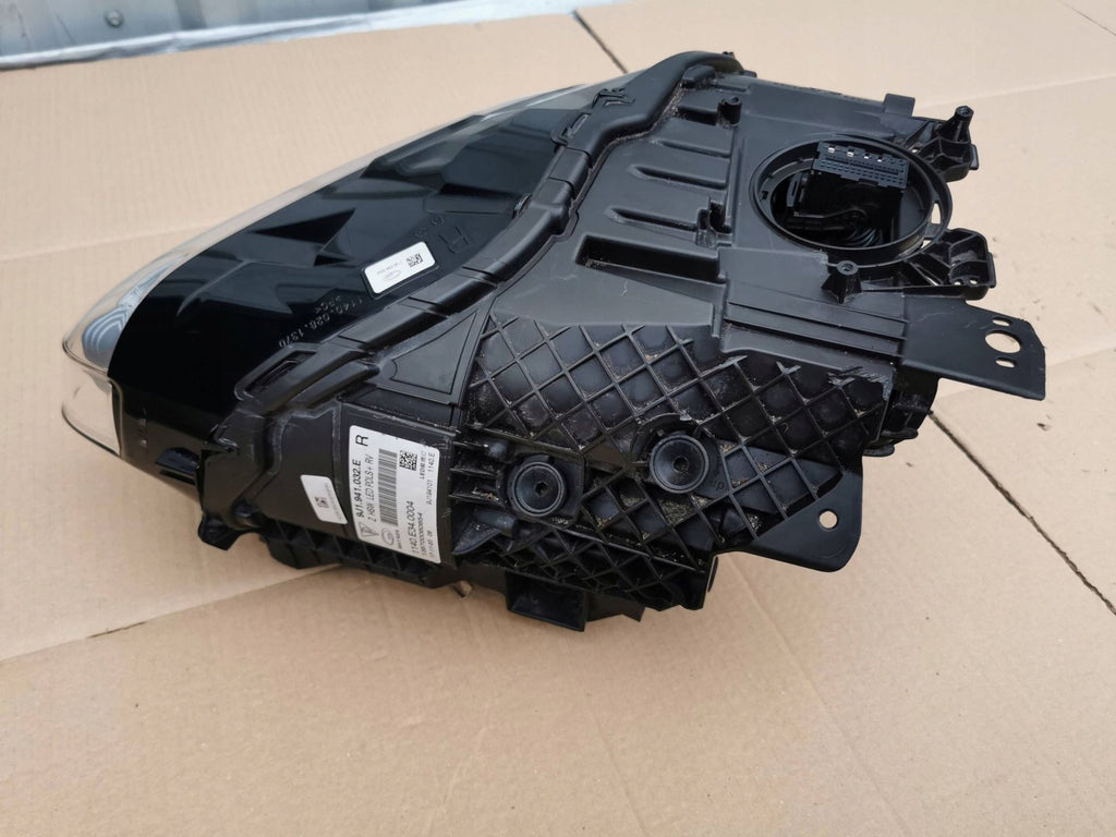 Frontscheinwerfer Porsche Taycan 9J1941032 Rechts Scheinwerfer Headlight SCH8005009231jr