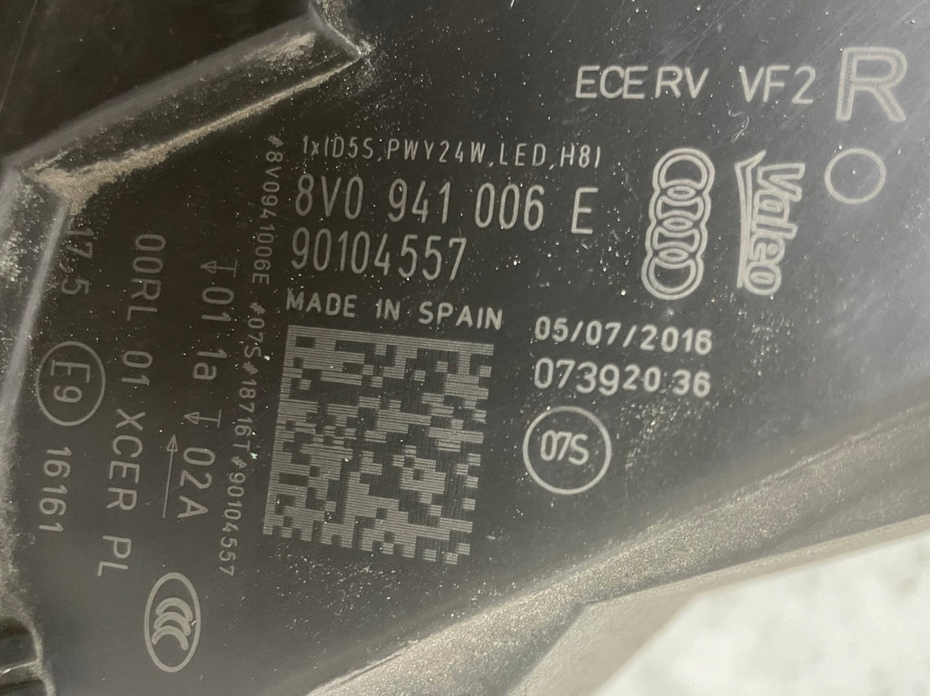 Frontscheinwerfer Audi A3 8V0941006E Xenon Rechts Scheinwerfer Headlight SCH7332885355tm