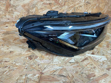Laden Sie das Bild in den Galerie-Viewer, Frontscheinwerfer VW Passat 3J1941035 3J1941036 LED Rechts oder Links SCH6657050833ti