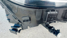 Load image into Gallery viewer, Frontscheinwerfer Mercedes-Benz X156 A1569062600 Xenon Rechts Headlight SCH4113259257vj